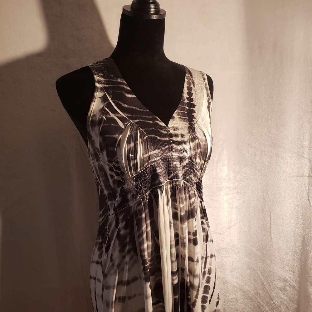 Medium Dress